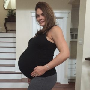 Kelly, during her pregnancy with twins